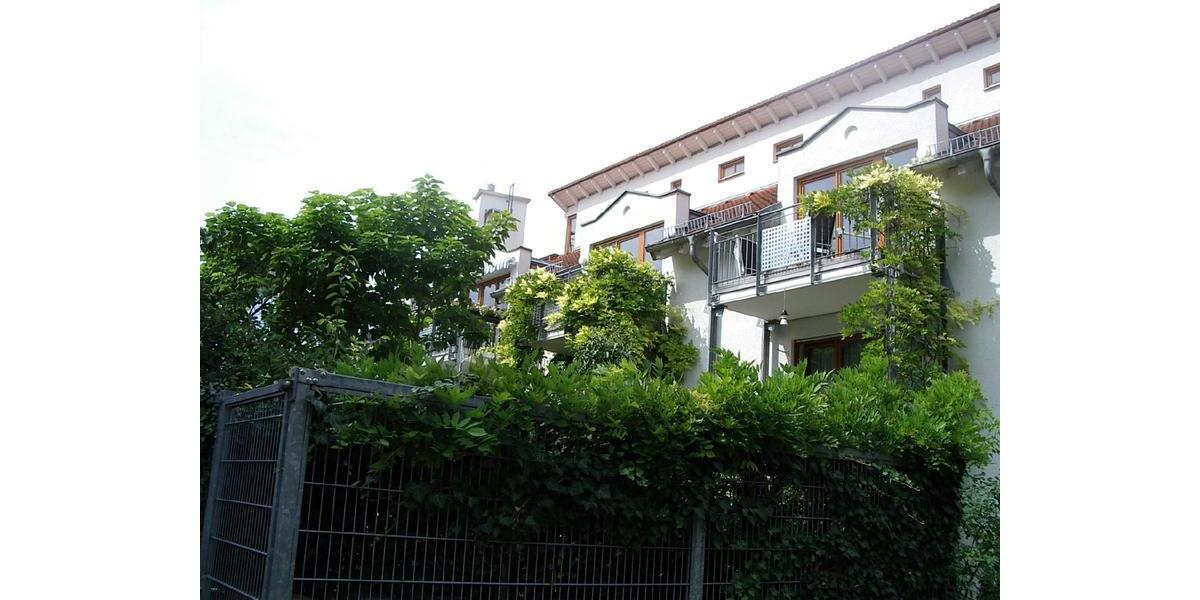 Dachgeschoßwohnung Mainz Laubenheim - 1 Zimmer, 33 m&sup2;, 625&euro; | Angebot:26340253