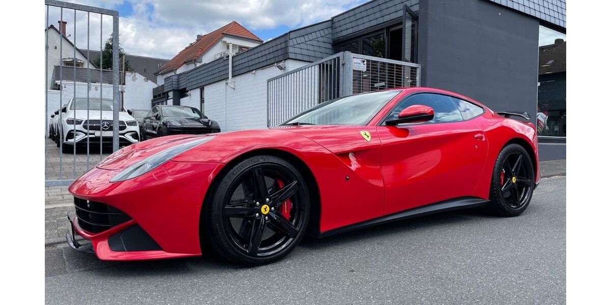 Ferrari F12 83.000 km 199.980 &euro; Flörsheim am Main 65439