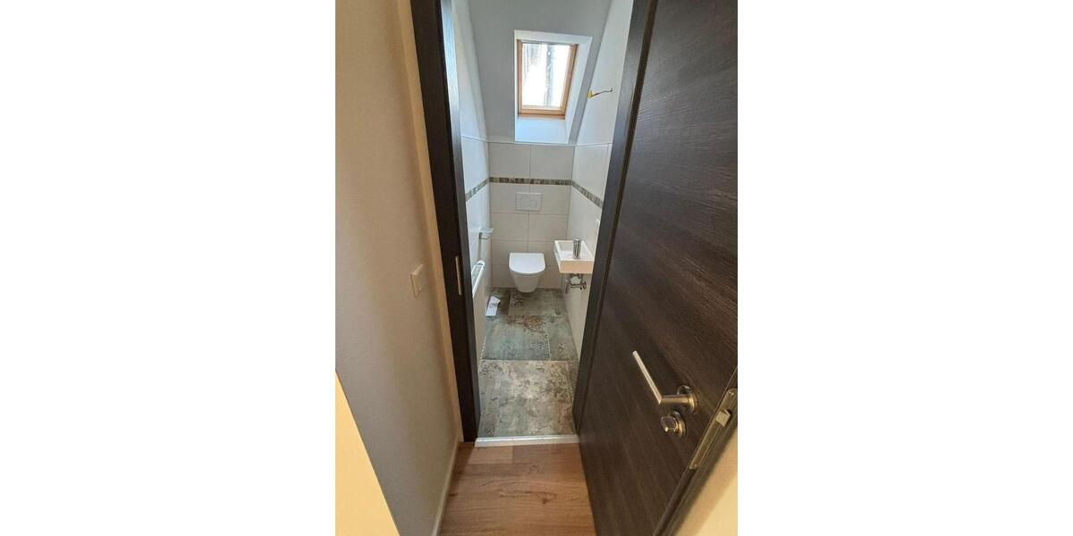 Etagenwohnung Wiesbaden Südost - 3 Zimmer, 77 m&sup2;, 1.150&euro; | Angebot:25919016