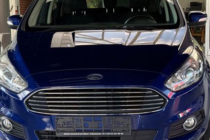 Ford S-Max 130.000 km 12.999 € Mainz 55120