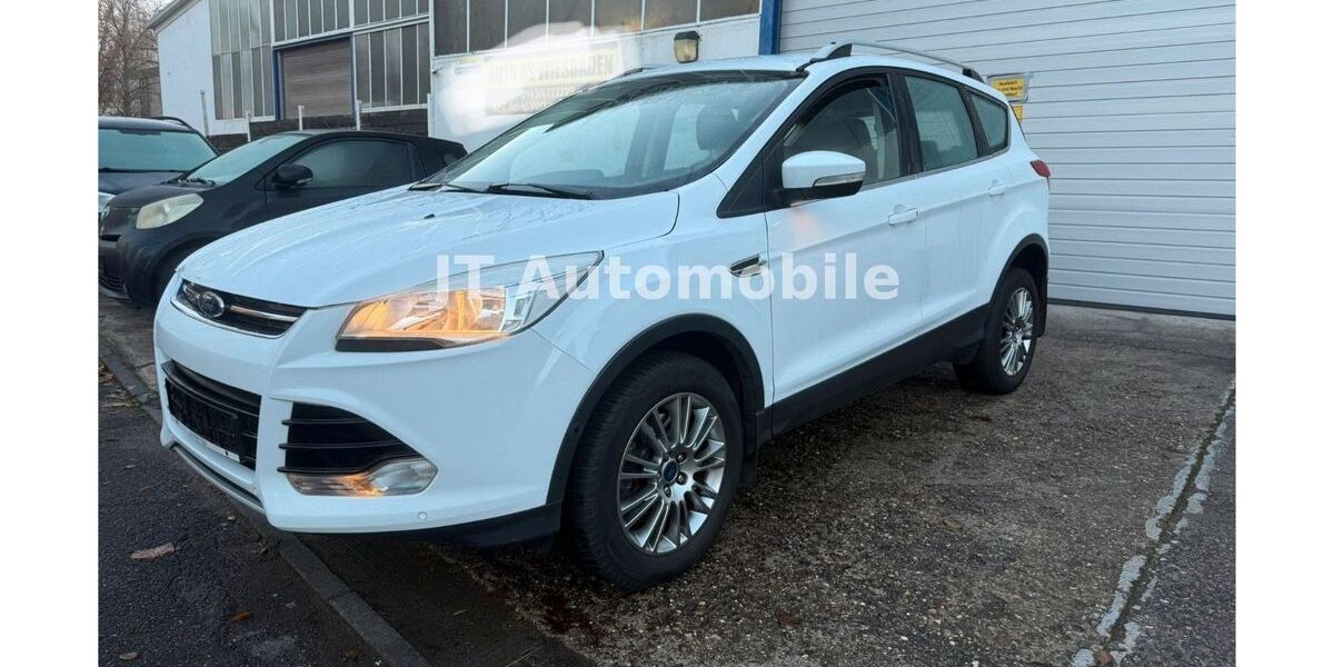 Ford Kuga 85.917 km 10.900 &euro; Rüsselsheim am Main 65428