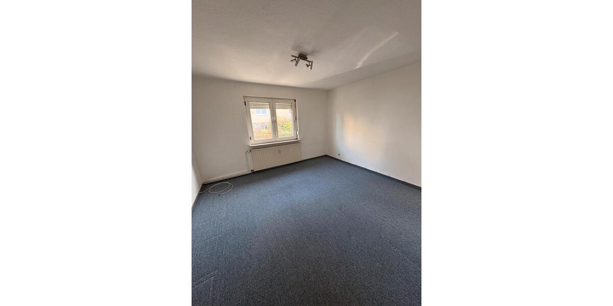Erdgeschoßwohnung Taunusstein - 2 Zimmer, 50 m&sup2;, 600&euro; | Angebot:25841057