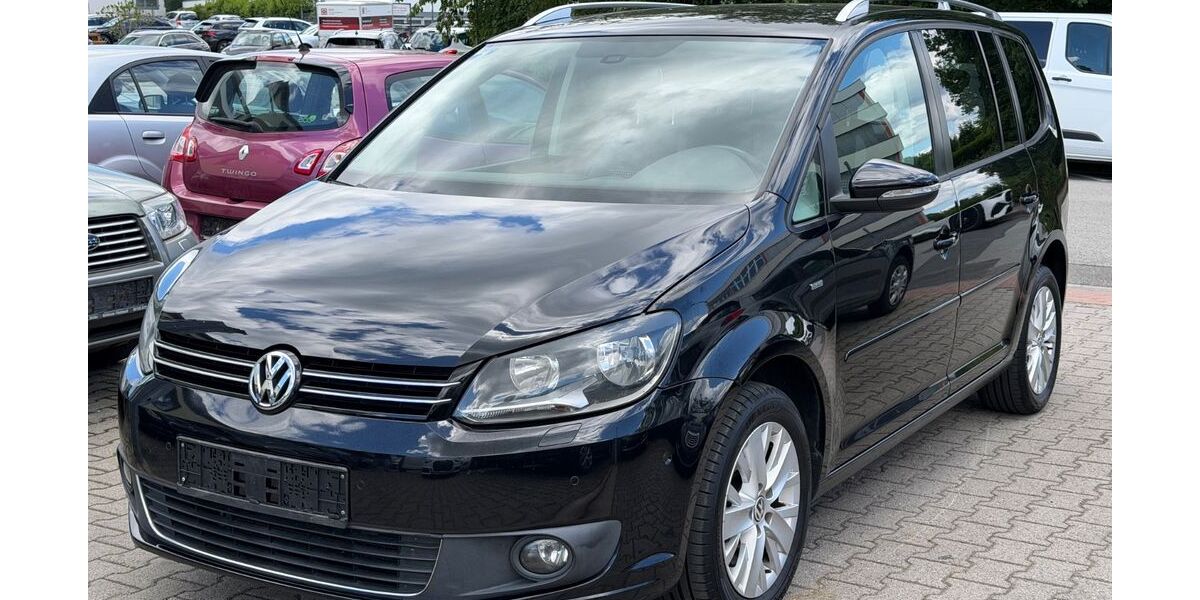 VW Touran 147.400 km 6.900 &euro; Kelkheim 65779