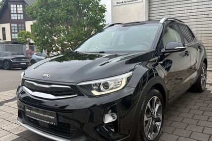 Kia Stonic 25.300 km 16.400 &euro; Wiesbaden 65199