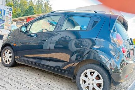 Chevrolet Spark 82.000 km 2.599 &euro; Wiesbaden 65197