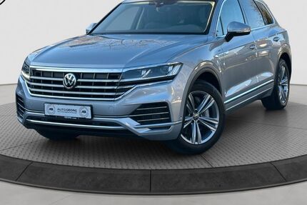 VW Touareg 57.900 km 40.980 € Wiesbaden 65205