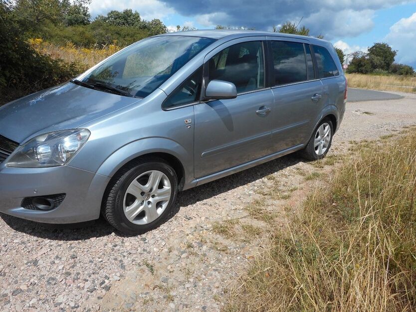 Opel Zafira 88.000 km 5.500 € Wiesbaden 65207
