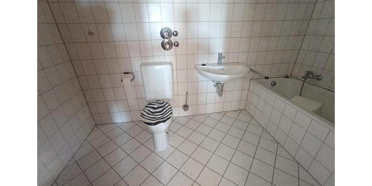 Etagenwohnung Mainz Gonsenheim - 2 Zimmer, 93 m&sup2;, 345.000&euro; | Angebot:26883164