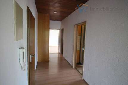Wohnung Bischofsheim - 3 Zimmer, 97 m&sup2;, 950&euro; | Angebot:26796182
