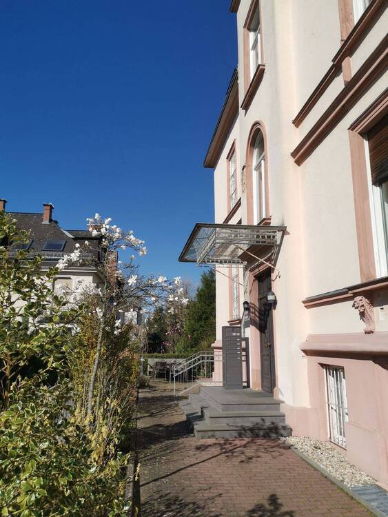 Hochwertige Büroräume und Arbeitsplätze in angenehmer Bürogemeinschaft - All-in-Miete