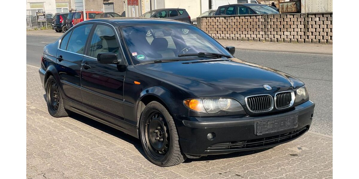 BMW 330 220.000 km 2.490 &euro; Ginsheim-Gustavsburg 65462
