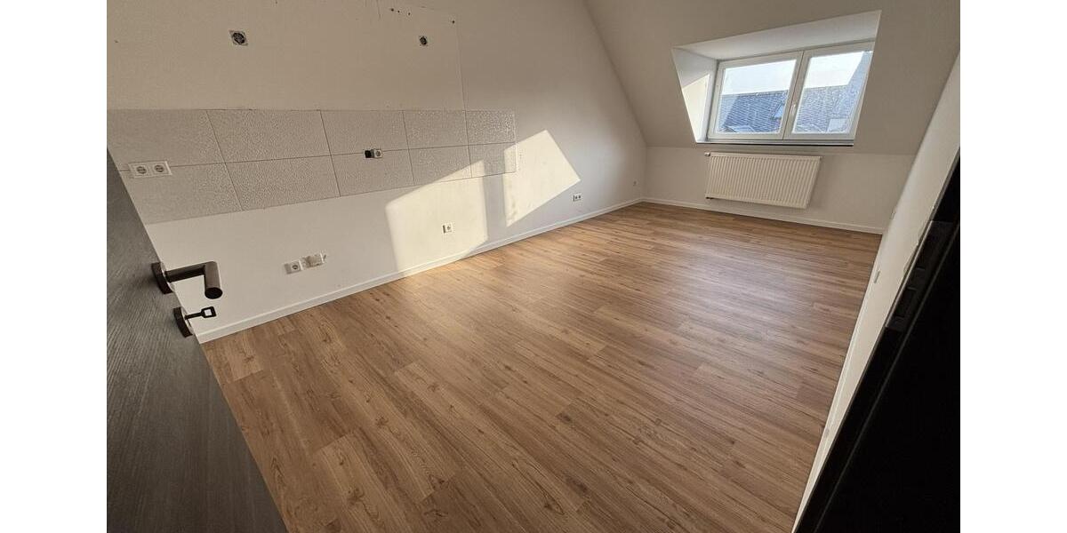 Etagenwohnung Wiesbaden Südost - 3 Zimmer, 77 m&sup2;, 1.150&euro; | Angebot:25919016