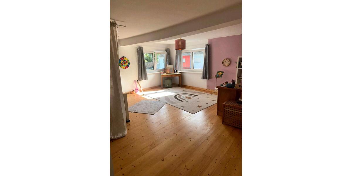 Haus auf Hofreite zu vermieten für PrivatGewerblich 6 zimmer