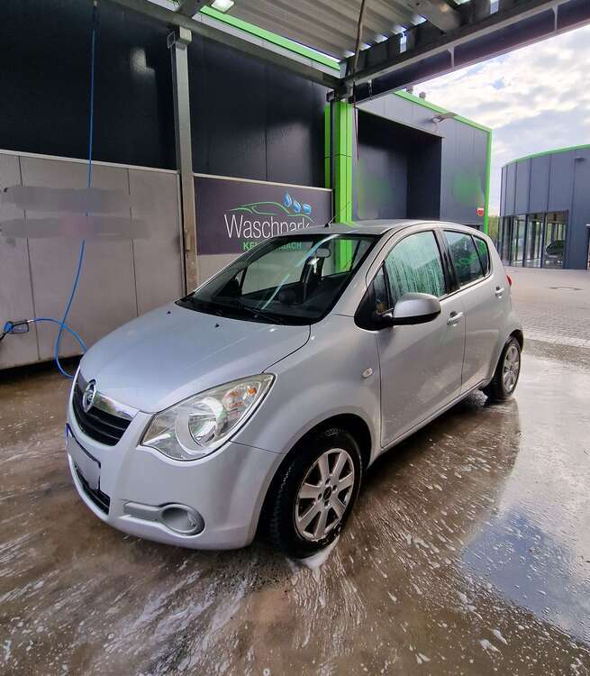 Opel Agila 117.500 km 3.300 € Frankfurt 65929