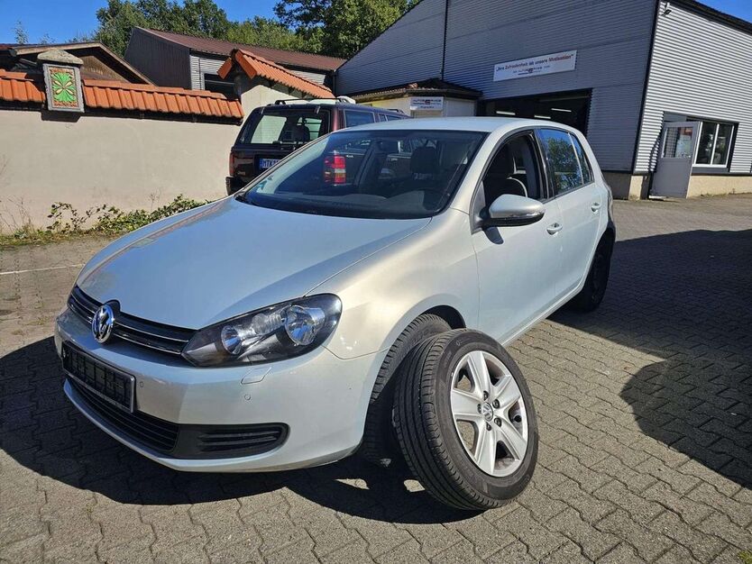 VW Golf 114.000 km 6.799 € Eppstein 65817