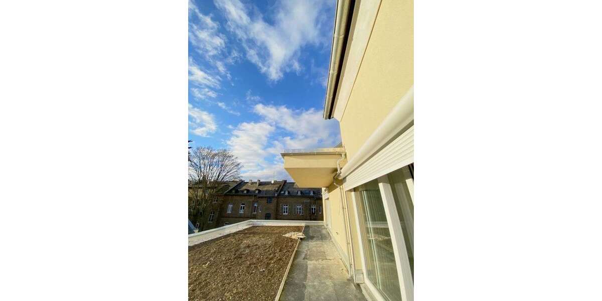 Etagenwohnung Wiesbaden - 4 Zimmer, 120 m&sup2;, 2.200&euro; | Angebot:26913718