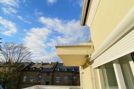 Wohnung Wiesbaden - 4 Zimmer, 120 m&sup2;, 2.200&euro; | Angebot:26913718
