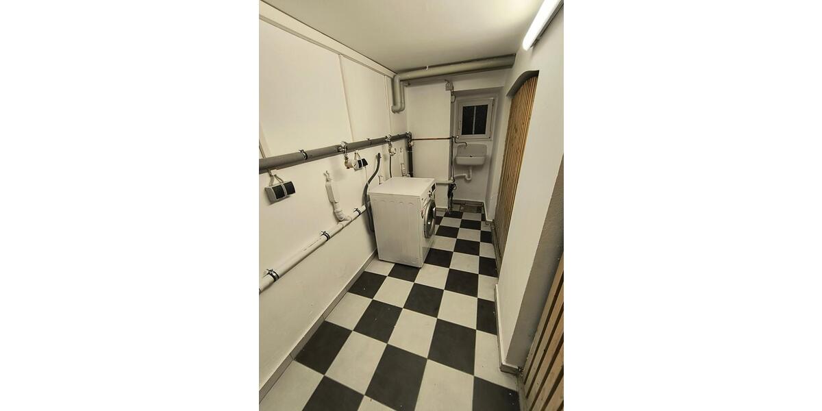 Etagenwohnung Mainz Gonsenheim - 3 Zimmer, 87 m&sup2;, 750&euro; | Angebot:25044615