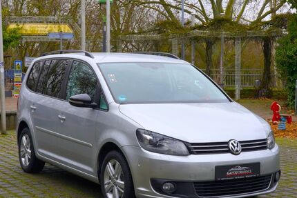 VW Touran 219.000 km 7.995 &euro; Mainz-Kostheim 55246