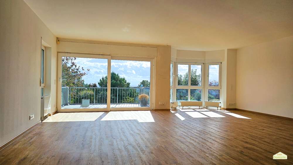 Haus zum Mieten in Schlangenbad Georgenborn 3.450 € 210 m² 5 zimmer