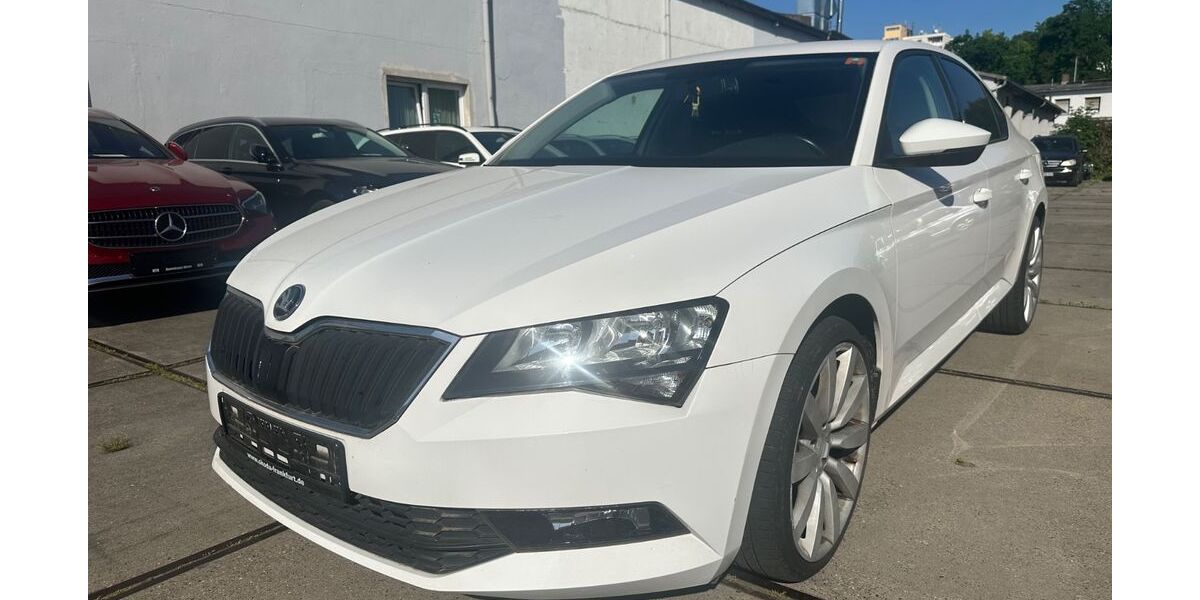 Skoda Superb 107.700 km 16.500 &euro; Hattersheim 65795