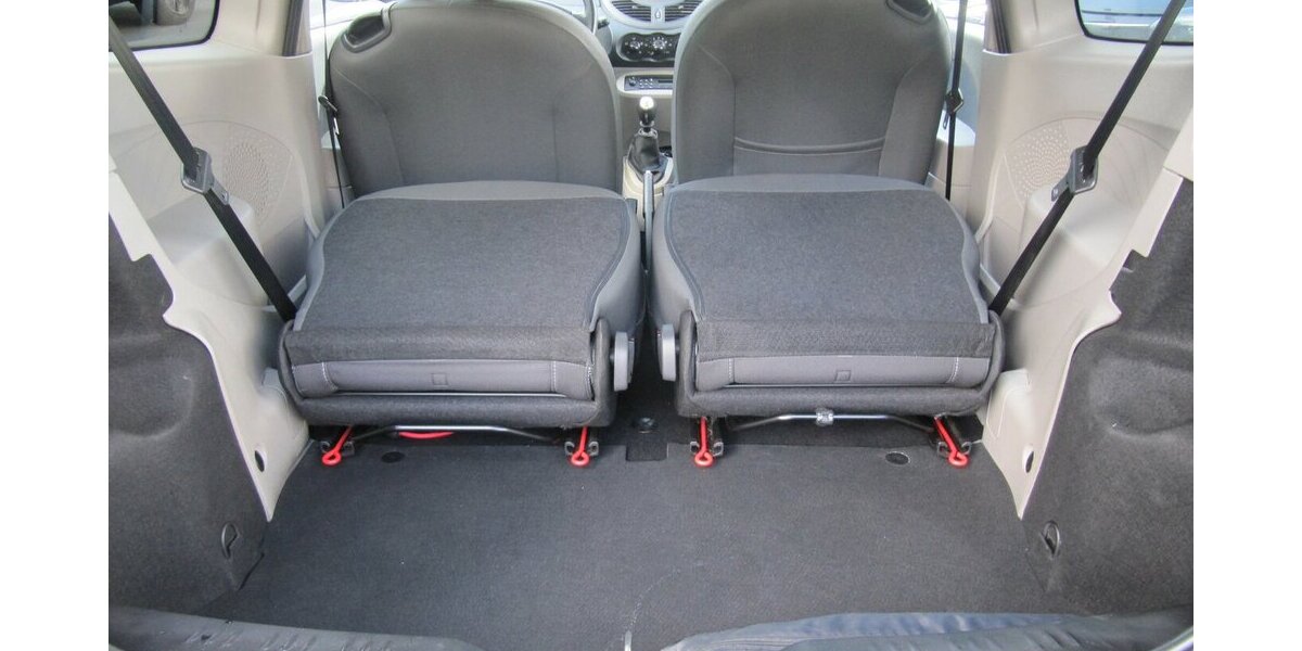 Renault Twingo Night & Day 94.077 km 1.999 &euro; Schwalbach/Taunus 65824