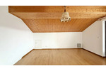 Dachgeschoßwohnung Schmitten im Taunus - 3 Zimmer, 77 m&sup2;, 120.000&euro; | Angebot:25894303