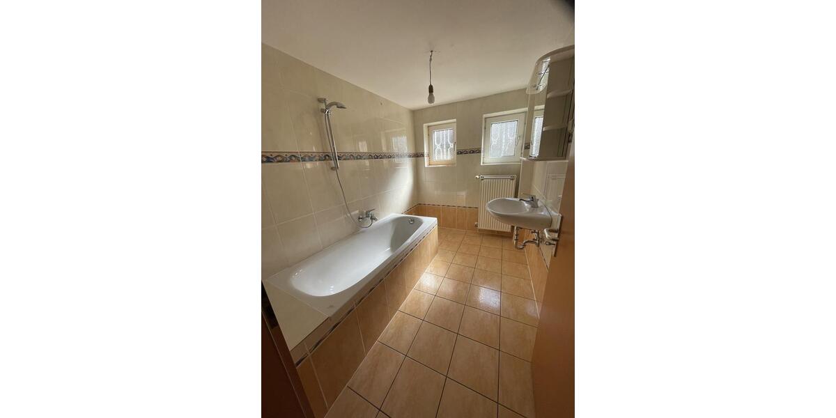 Erdgeschoßwohnung Wiesbaden Bierstadt - 2 Zimmer, 69 m&sup2;, 750&euro; | Angebot:24869223