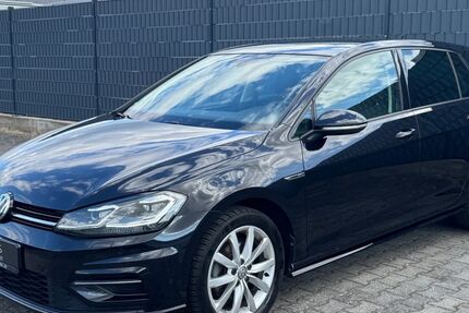 VW Golf 143.500 km 16.900 &euro; Rüsselsheim 65428