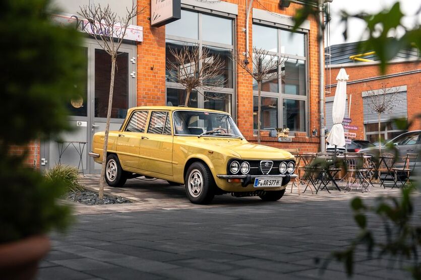 Alfa Romeo Giulia 38.278 km 13.500 € Frankfurt am Main 60386