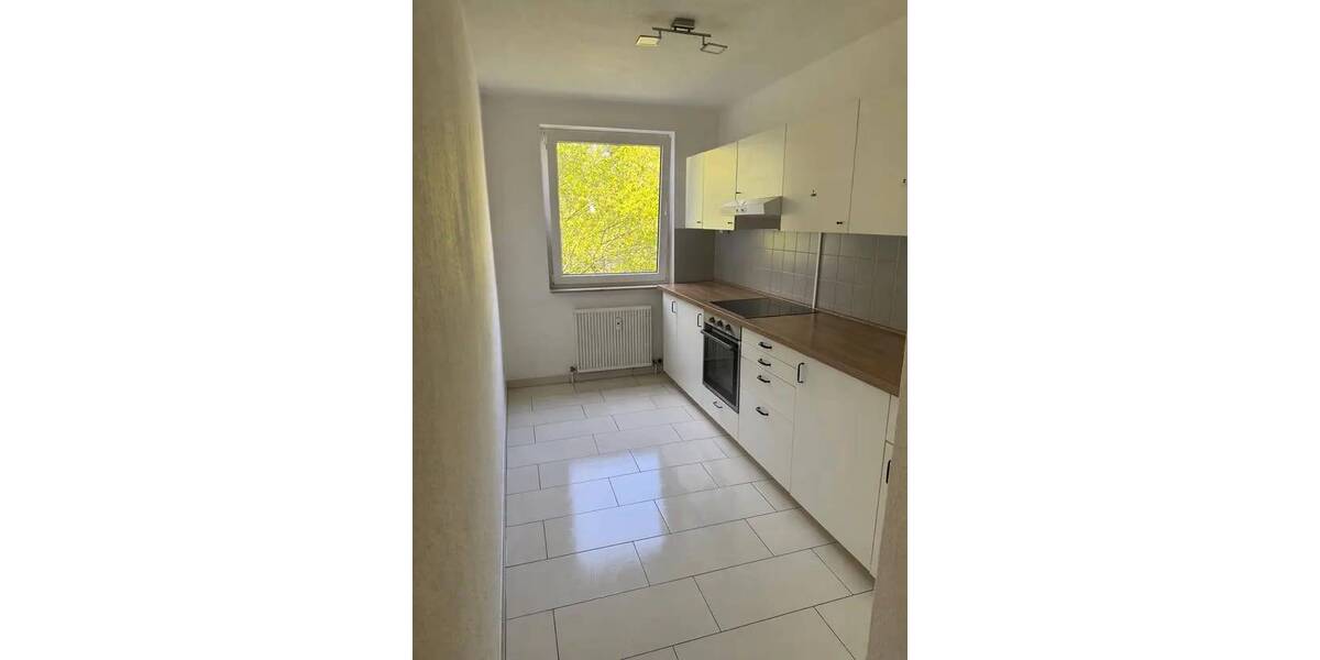 Etagenwohnung MZ Gonsenheim - 3 Zimmer, 92 m&sup2;, 1.360&euro; | Angebot:26290790