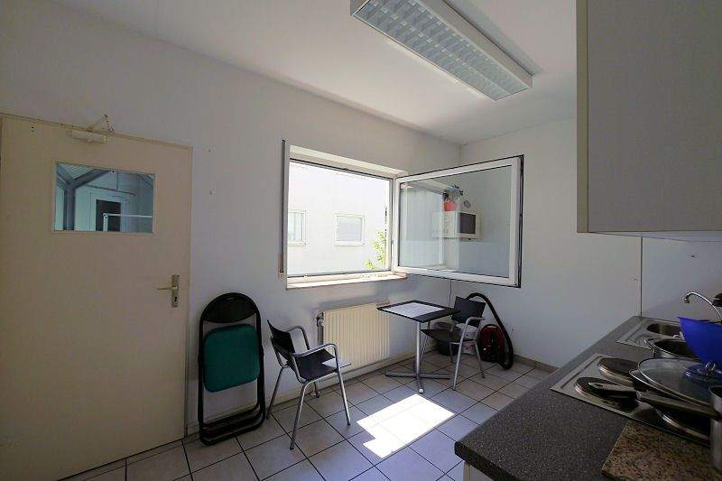 Gewerbeobjekt Taunusstein Neuhof - 1 Zimmer, 21 m&sup2;, 450&euro; | Angebot:25666819