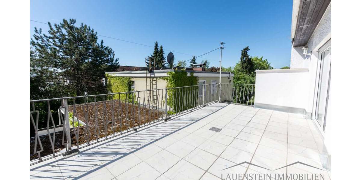 Einfamilienhaus Wiesbaden Schierstein - 3.5 Zimmer, 132 m&sup2;, 1.550&euro; | Angebot:26490837