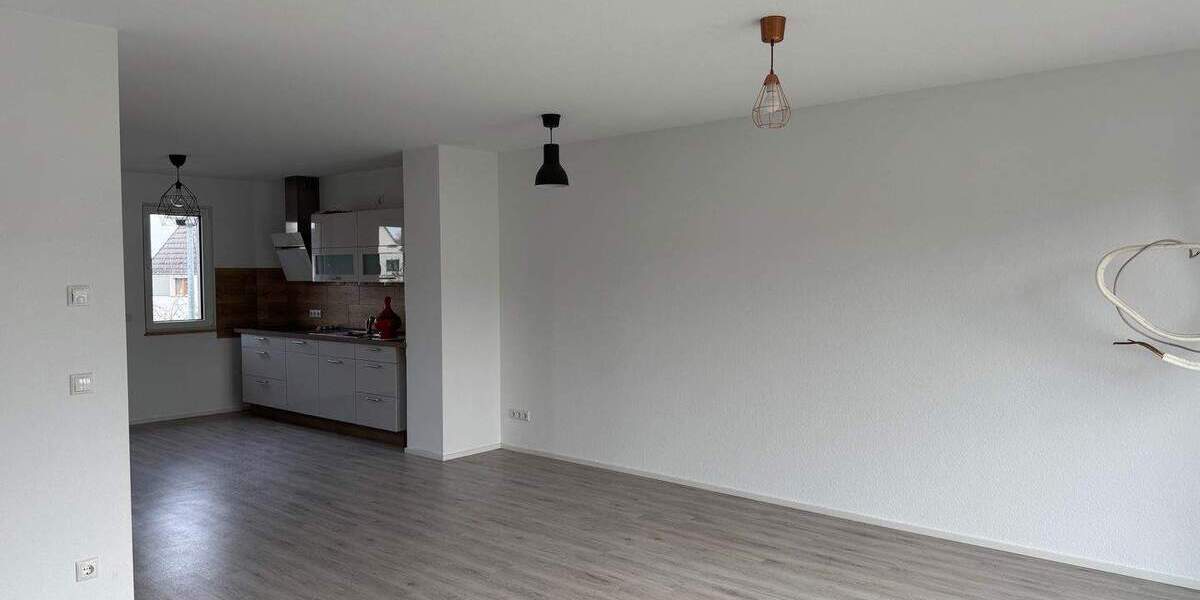 Etagenwohnung Mainz Mombach - 4 Zimmer, 135 m&sup2;, 610.000&euro; | Angebot:25796470