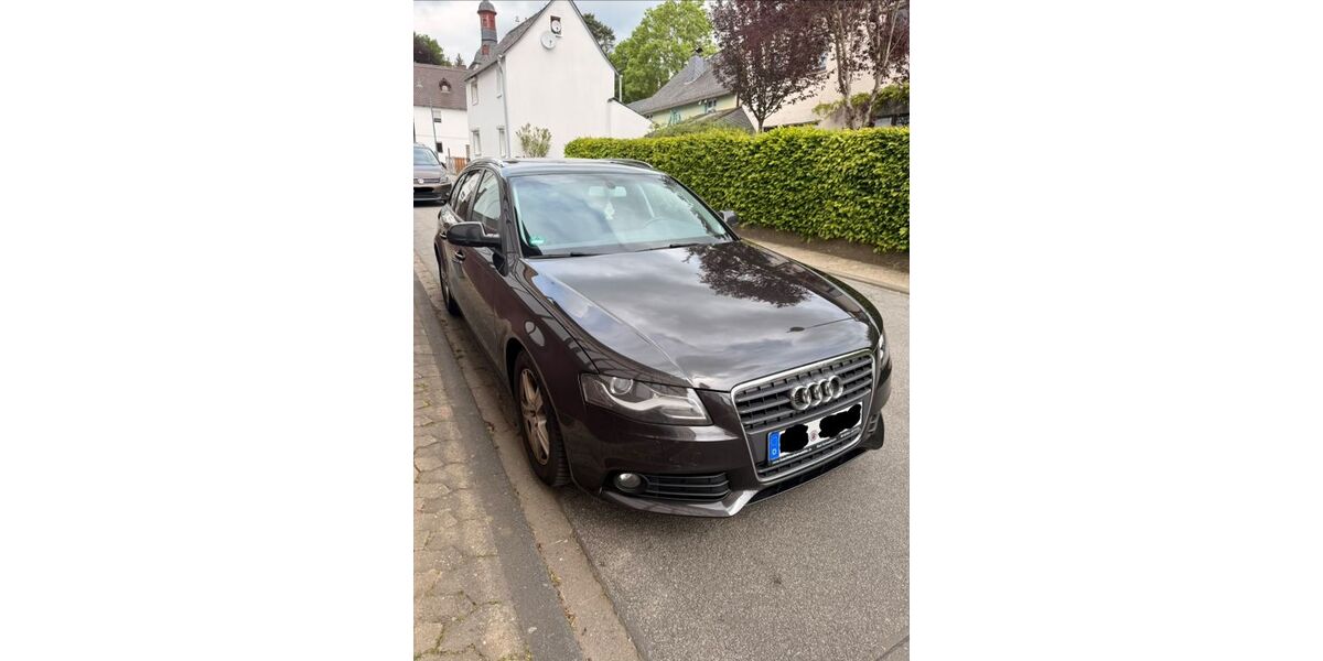 Audi A4 308.835 km 5.500 &euro; Buch 56357