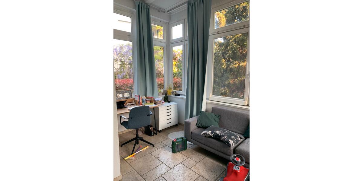 Hochparterre Wiesbaden Biebrich - 5 Zimmer, 150 m&sup2;, 810.000&euro; | Angebot:27436254