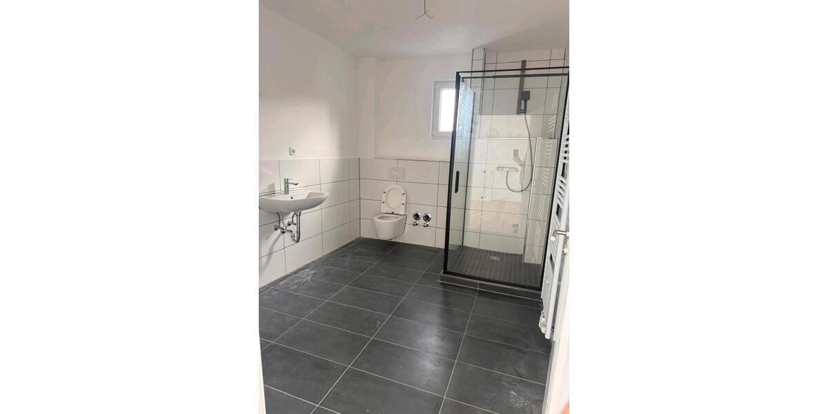 Dachgeschoßwohnung Ingelheim am Rhein - 1 Zimmer, 70 m&sup2;, 1.080&euro; | Angebot:25261107