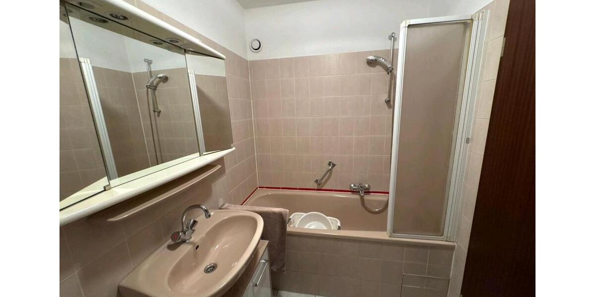 Etagenwohnung Mainz Bretzenheim - 3 Zimmer, 84 m&sup2;, 360.000&euro; | Angebot:25429647