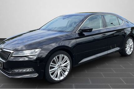 Skoda Superb 34.800 km 24.890 € Wiesbaden 65197