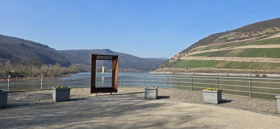 Reihenhaus Bingen am Rhein - 5 Zimmer, 120 m&sup2;, 2.160&euro; | Angebot:25405917