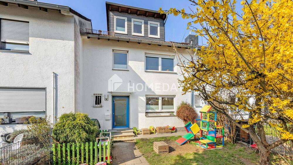 Reihenmittelhaus Hofheim am Taunus Langenhain - 6 Zimmer, 145 m&sup2;, 499.000&euro; | Angebot:26028515