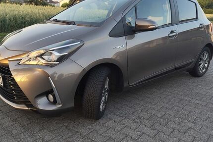 Toyota Yaris 203.000 km 8.900 &euro; Hünstetten 65510