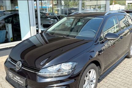 VW Golf 105.400 km 19.990 € Geisenheim 65366