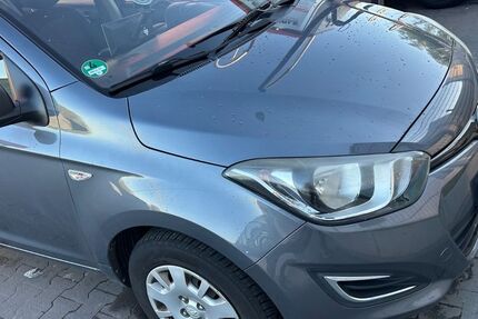 Hyundai i20 184.400 km 3.000 &euro; Schlangenbad 65388