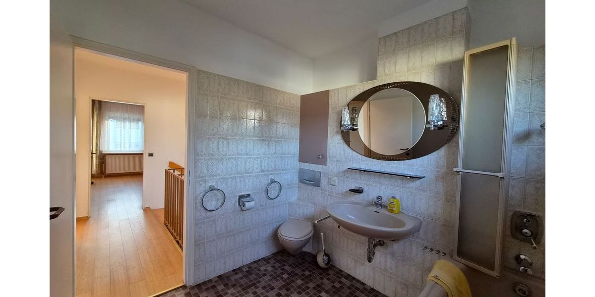 Reiheneckhaus mit Wintergarten in Schwalbach am Taunus - Einfamilienhaus Schwalbach am Taunus | Angebot:26986069