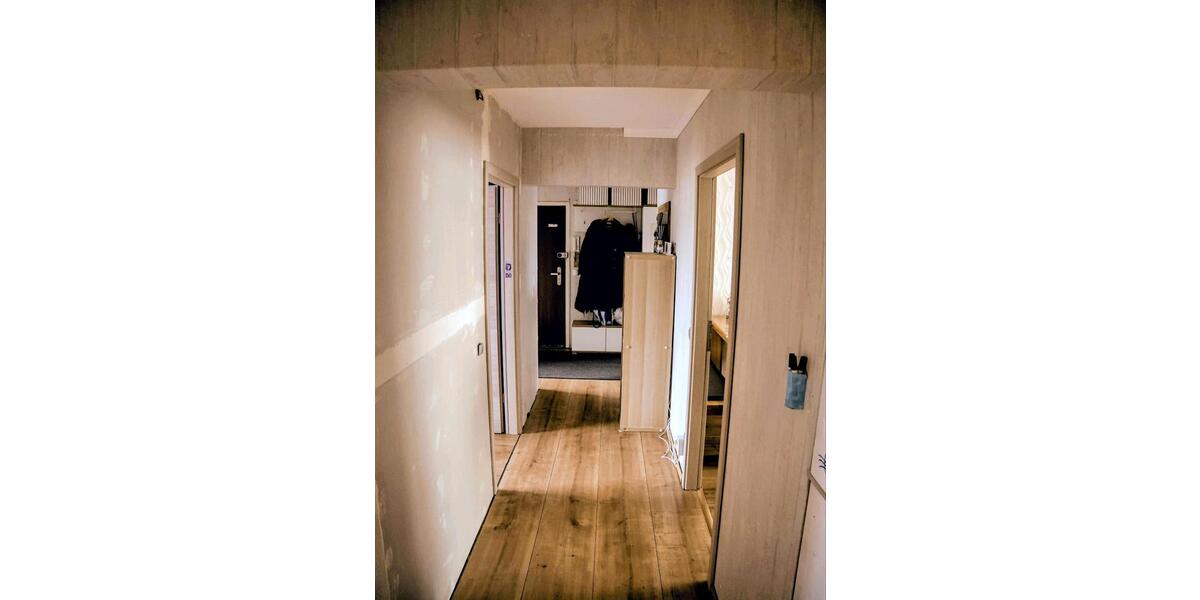 4,5-Zimmer-Wohnung (104 qm) |Hochheim | provisionsfrei| 2 Balkone 4 zimmer