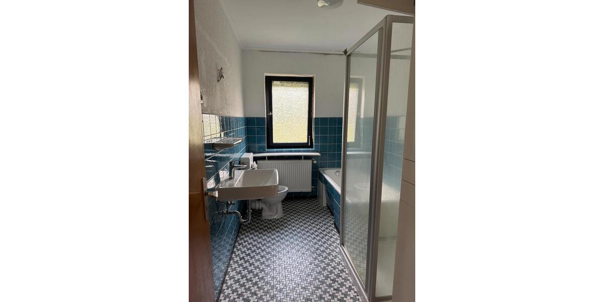 Etagenwohnung Bad Schwalbach - 3 Zimmer, 100 m&sup2;, 1.100&euro; | Angebot:26477098