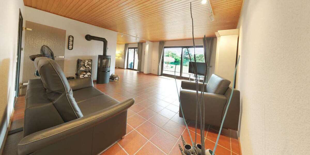 Einfamilienhaus Rüsselsheim am Main - 6 Zimmer, 140 m&sup2;, 640.000&euro; | Angebot:25399065