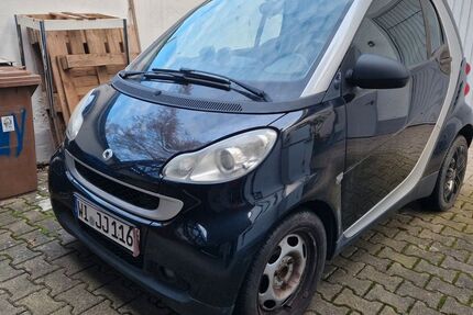 Smart ForTwo 133.000 km 2.100 &euro; Wiesbaden 65203