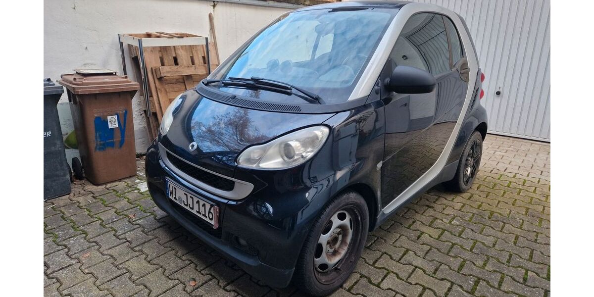 Smart ForTwo 133.000 km 2.100 &euro; Wiesbaden 65203
